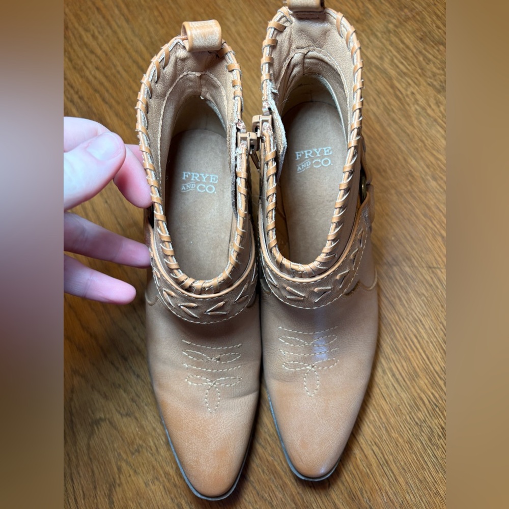 Frye &‎ Co Palma Stacked Heel Booties Light Tan Women’s 7 - Picture 5 of 9